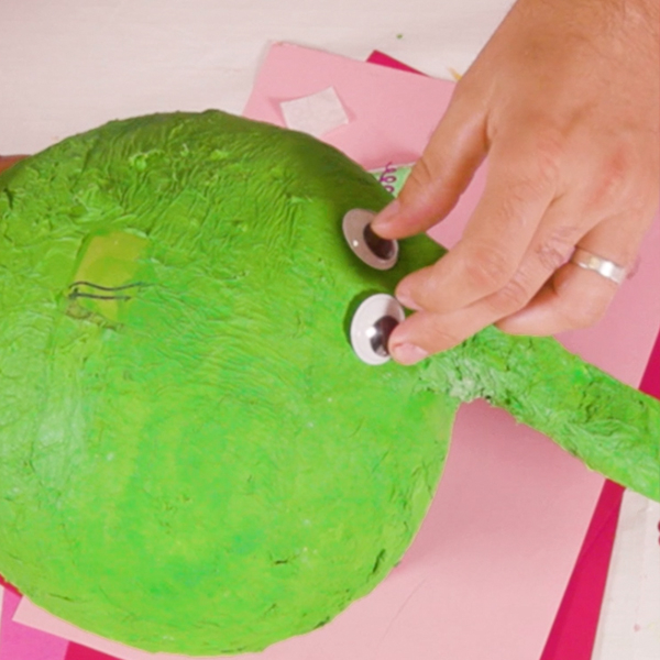 Bostik DIY Hong Kong Dino Piggy Bank Step 7