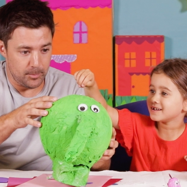 Bostik DIY Hong Kong Dino Piggy Bank Step 8