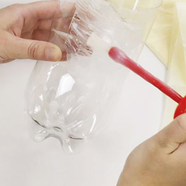 Bostik DIY Hong Kong Tutorial Recycled Planter Step 2