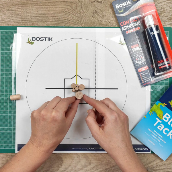 Bostik DIY Greece Tutorial Clock 2022 step 04