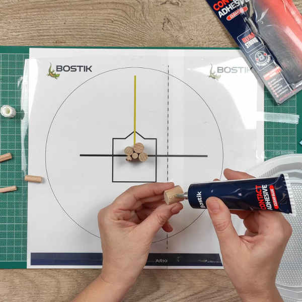 Bostik DIY Greece Tutorial Clock 2022 step 05