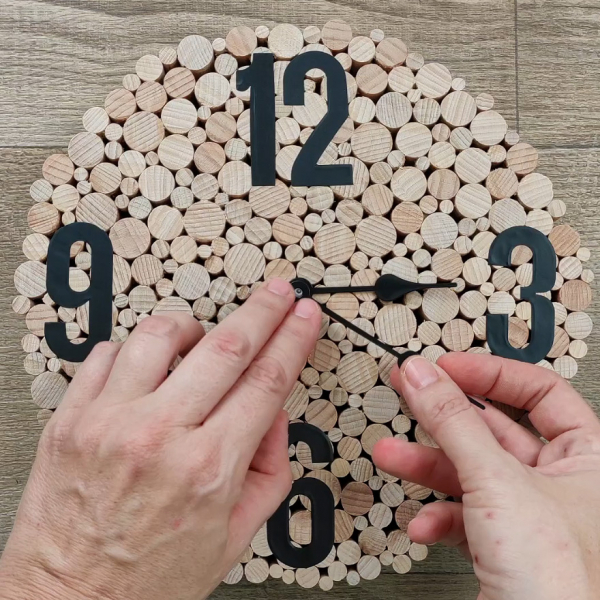Bostik DIY Greece Tutorial Clock 2022 step 11