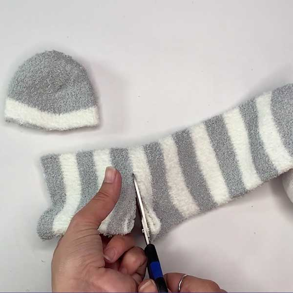 Bostik DIY South Africa Tutorial Snowman step 4