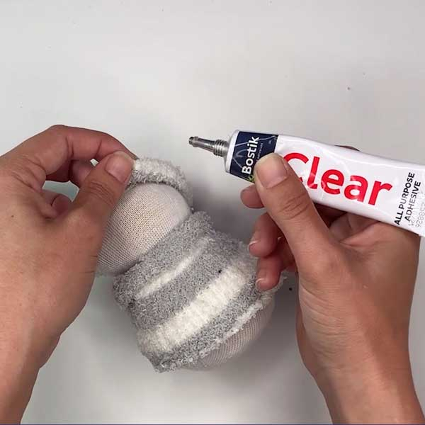 Bostik DIY South Africa Tutorial Snowman step 5