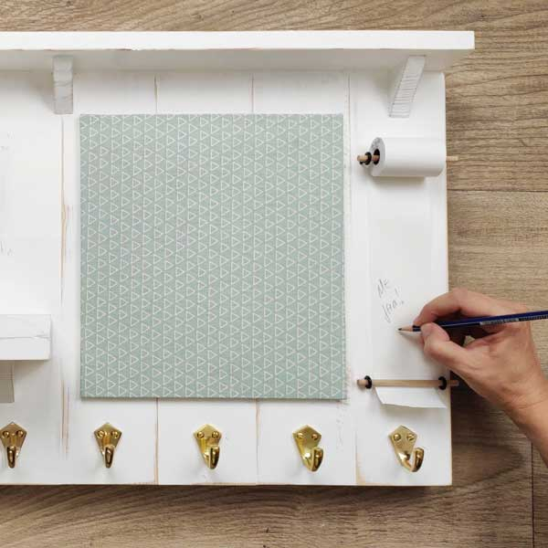 Bostik DIY Greece Tutorial Entrance Organizer step 14
