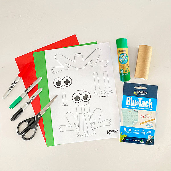Bostik DIY New Zealand Stationery Craft Eco Stik tutorial Toilet Roll Frog step 1