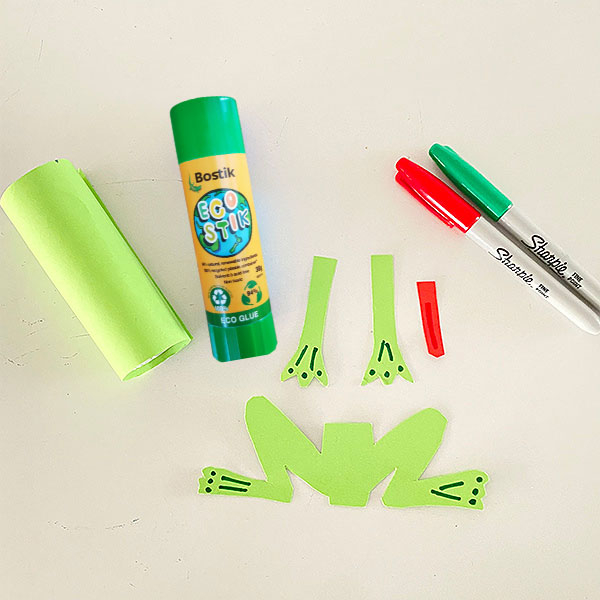 Bostik DIY New Zealand Stationery Craft Eco Stik tutorial Toilet Roll Frog step 3