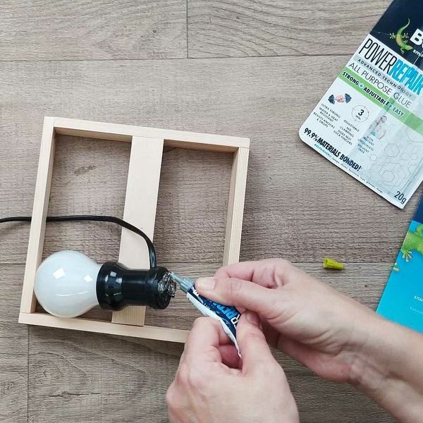 Bostik DIY Greece Tutorial DNALight Image step 6