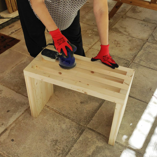Bostik DIY Greece Tutorial Bench step 7