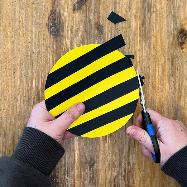 Bostik DIY South Africa Tutorial Bumblebee step 2